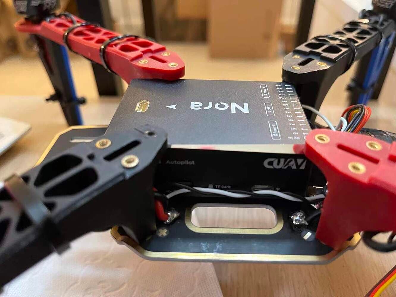 How to reduce vibration of quadcopter Flight Controllers 💻